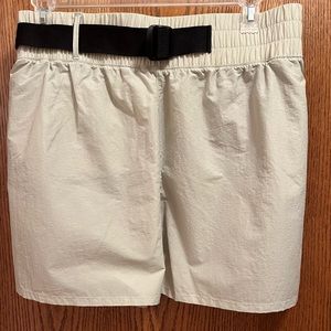 NEW Women’s FLX Shorts Size 3X